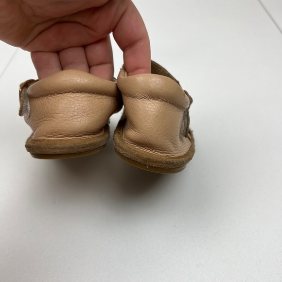 Little Bipsy Sandals in Tan Sz 5 - Picture 6 of 9